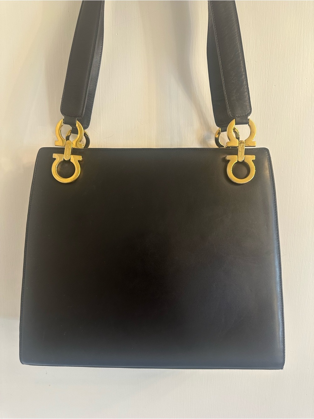 Ferragamo Gancini Black Leather Tote Purse Gold Large 2 Handle Structured Y2K - Picture 2 of 15